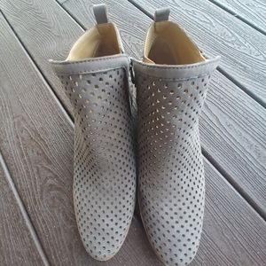 Lucky Brand booties